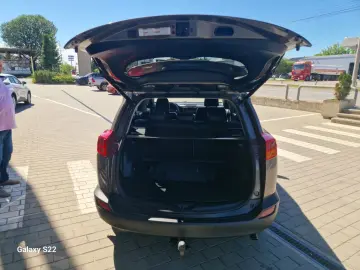 Toyota Rav-4