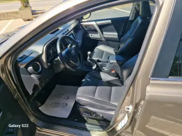 Toyota Rav-4