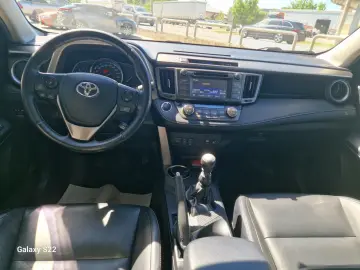 Toyota Rav-4
