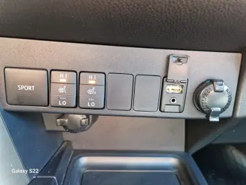 Toyota Rav-4