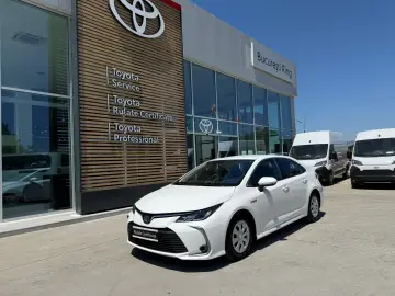 TOYOTA Corolla 1.8 Hybrid Business
