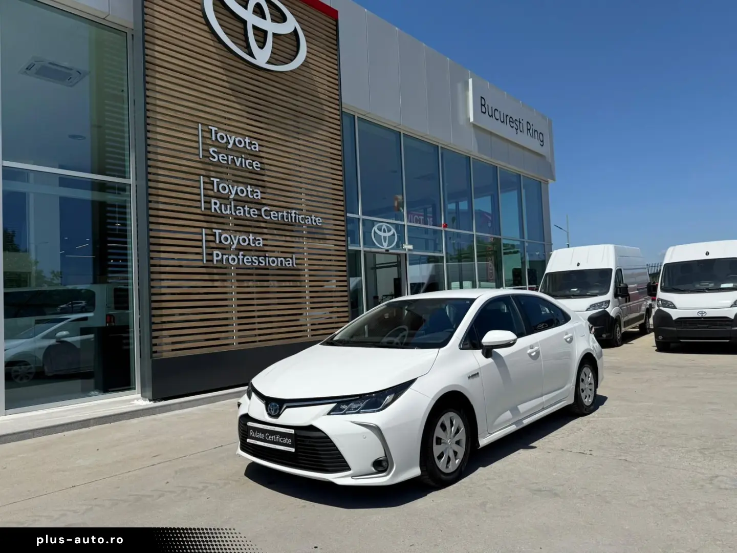 TOYOTA Corolla 1.8 Hybrid Business