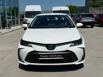 TOYOTA Corolla 1.8 Hybrid Business