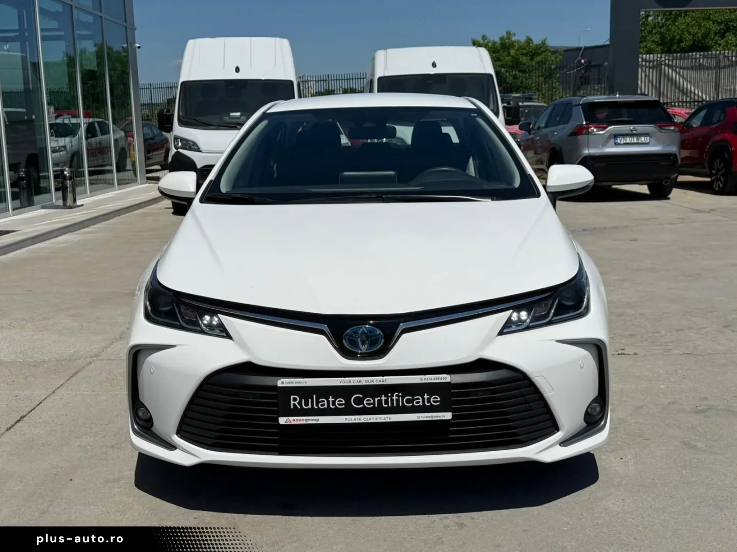 TOYOTA Corolla 1.8 Hybrid Business