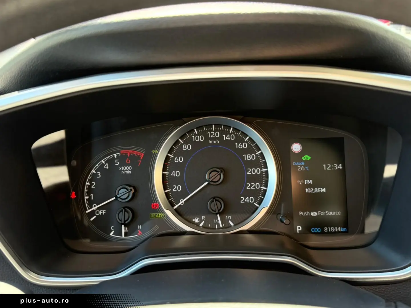 TOYOTA Corolla 1.8 Hybrid Business