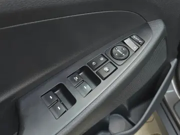 Hyundai Tucson 1.6 Comfort