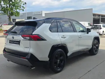 Toyota Rav-4