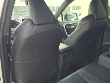 Toyota Rav-4
