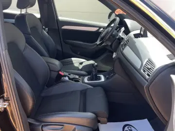 Audi Q3 2.0TDI  150CP  FULL LED  Navi  Piele  Keyless  Pilot