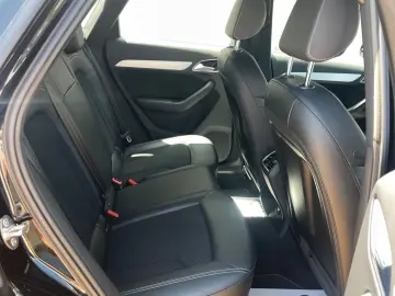 Audi Q3 2.0TDI  150CP  FULL LED  Navi  Piele  Keyless  Pilot