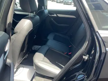 Audi Q3 2.0TDI  150CP  FULL LED  Navi  Piele  Keyless  Pilot