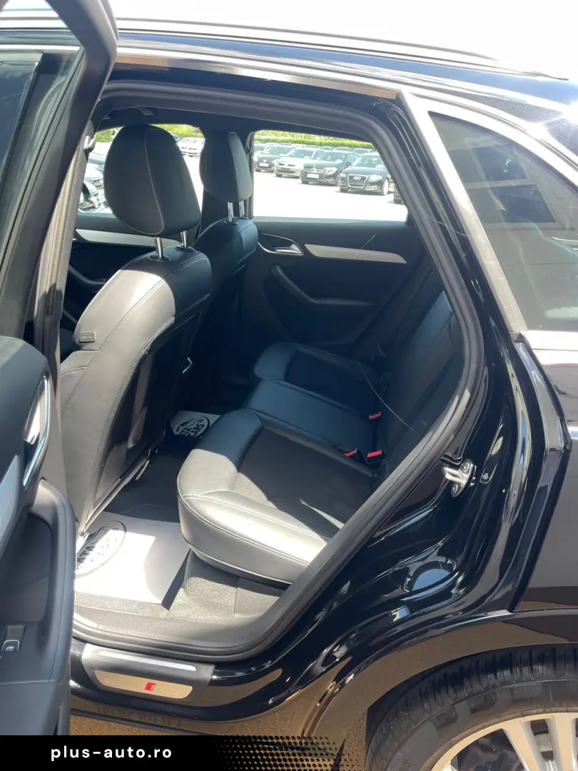 Audi Q3 2.0TDI  150CP  FULL LED  Navi  Piele  Keyless  Pilot