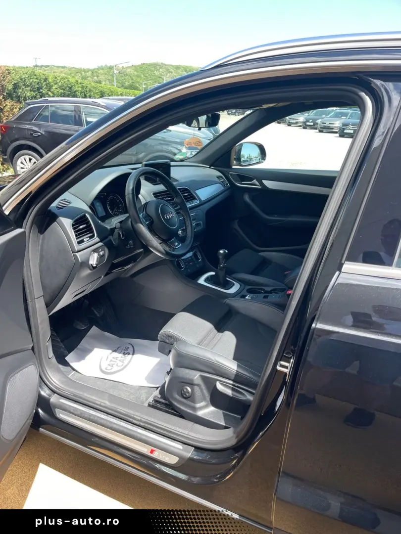 Audi Q3 2.0TDI  150CP  FULL LED  Navi  Piele  Keyless  Pilot