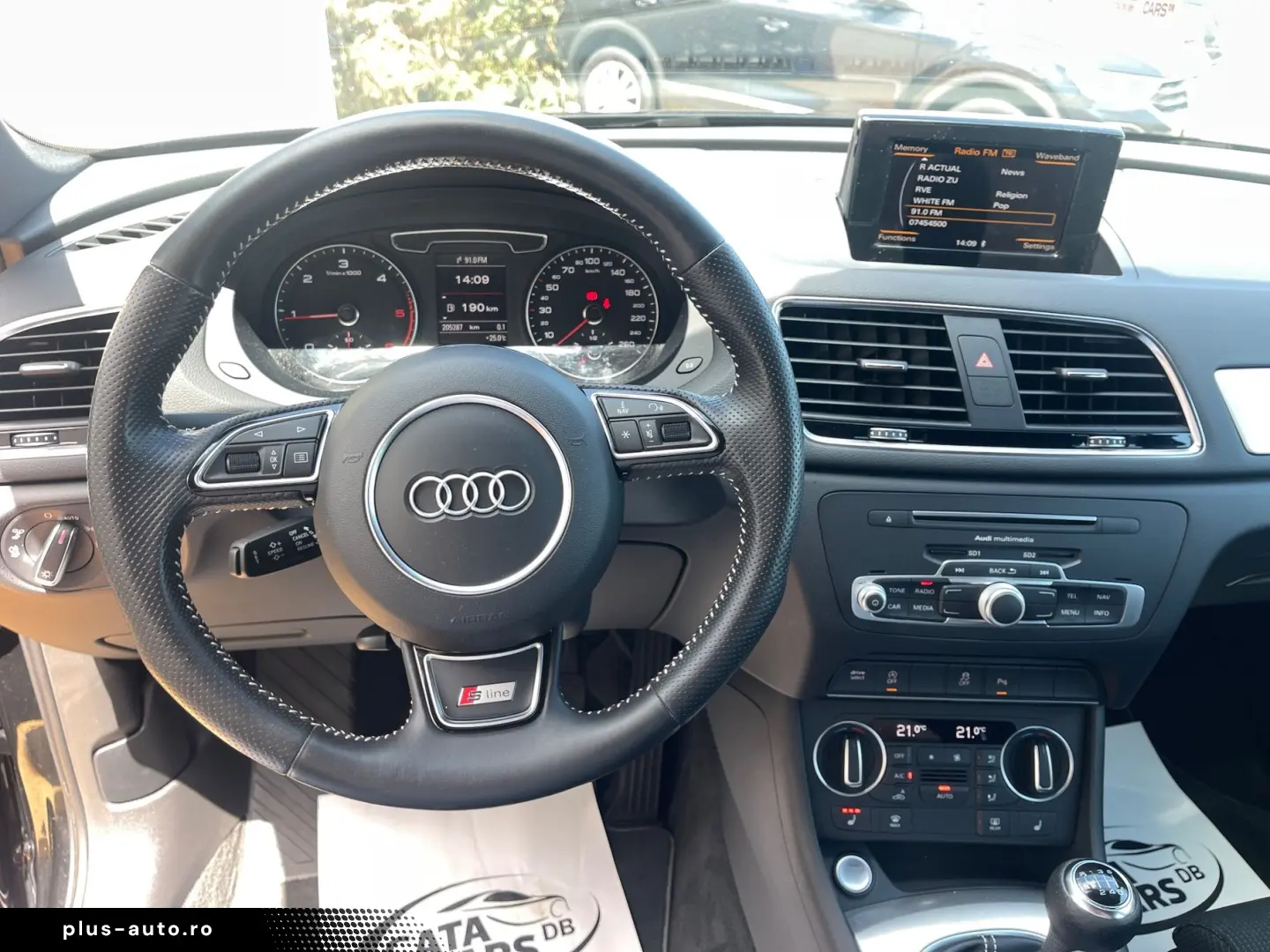 Audi Q3 2.0TDI  150CP  FULL LED  Navi  Piele  Keyless  Pilot