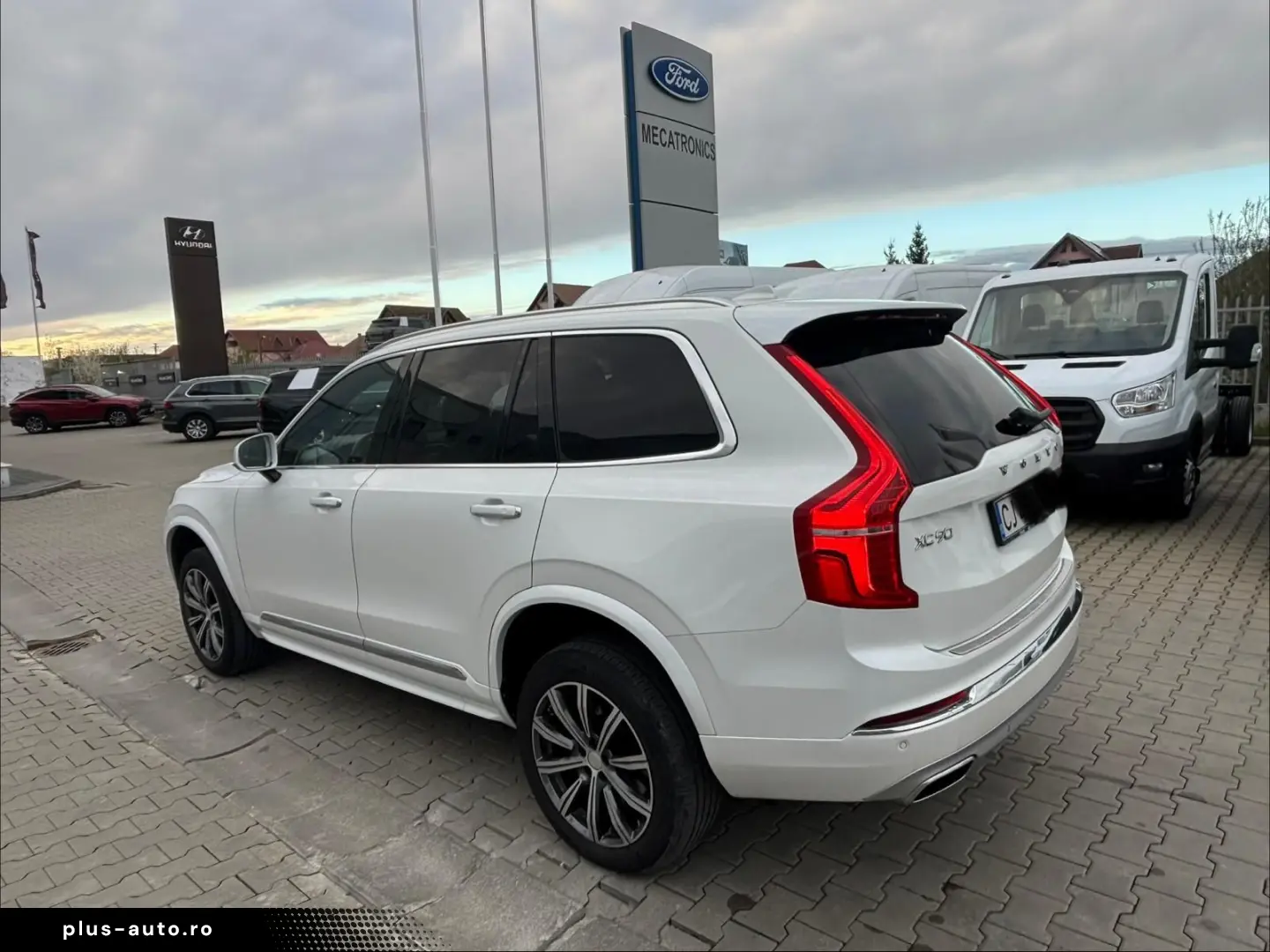 Volvo Xc-90