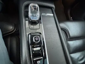 Volvo Xc-90