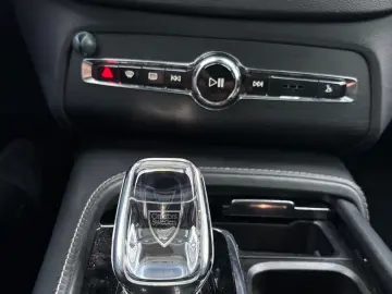 Volvo Xc-90