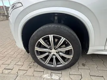 Volvo Xc-90