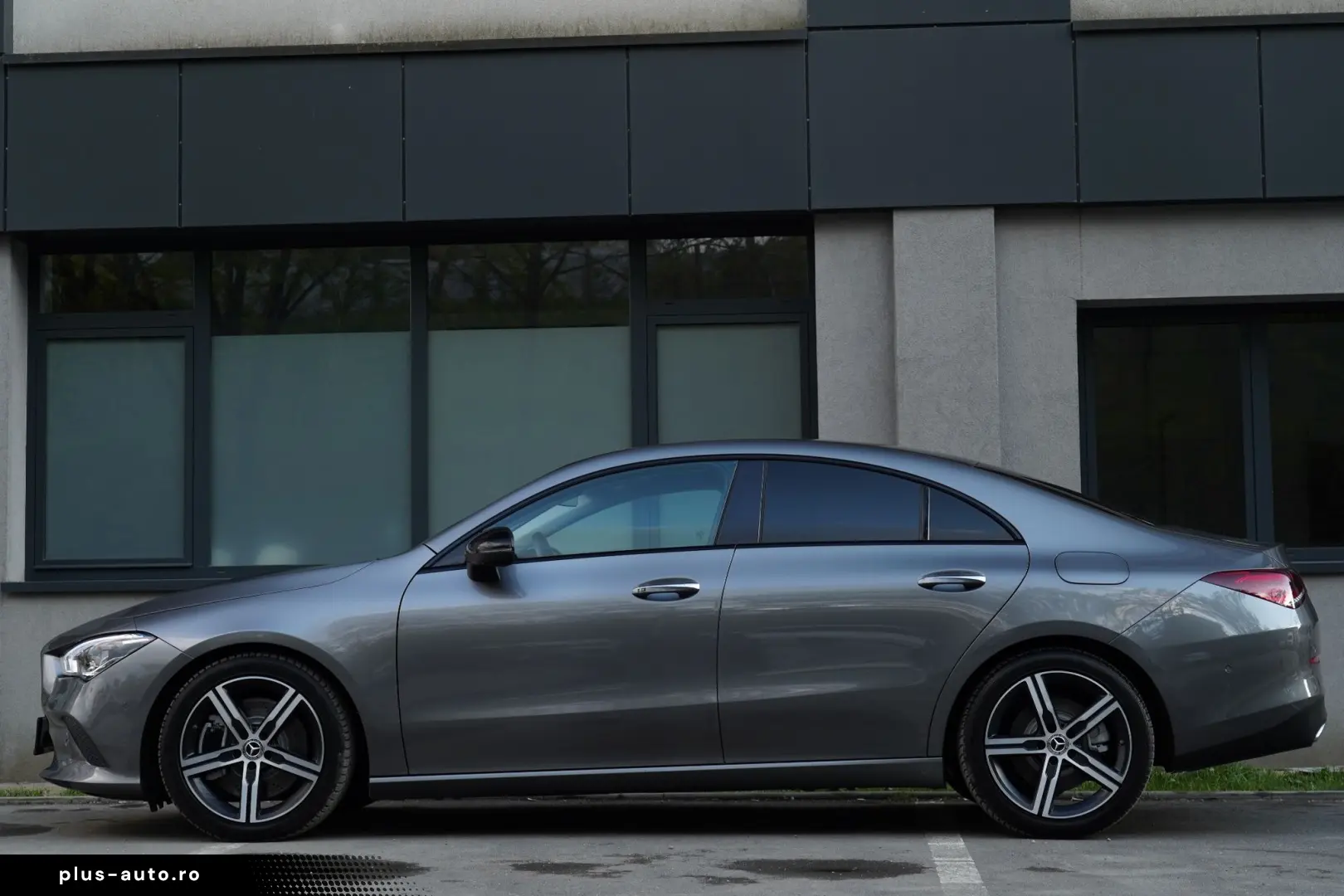 Mercedes-Benz Cla-180