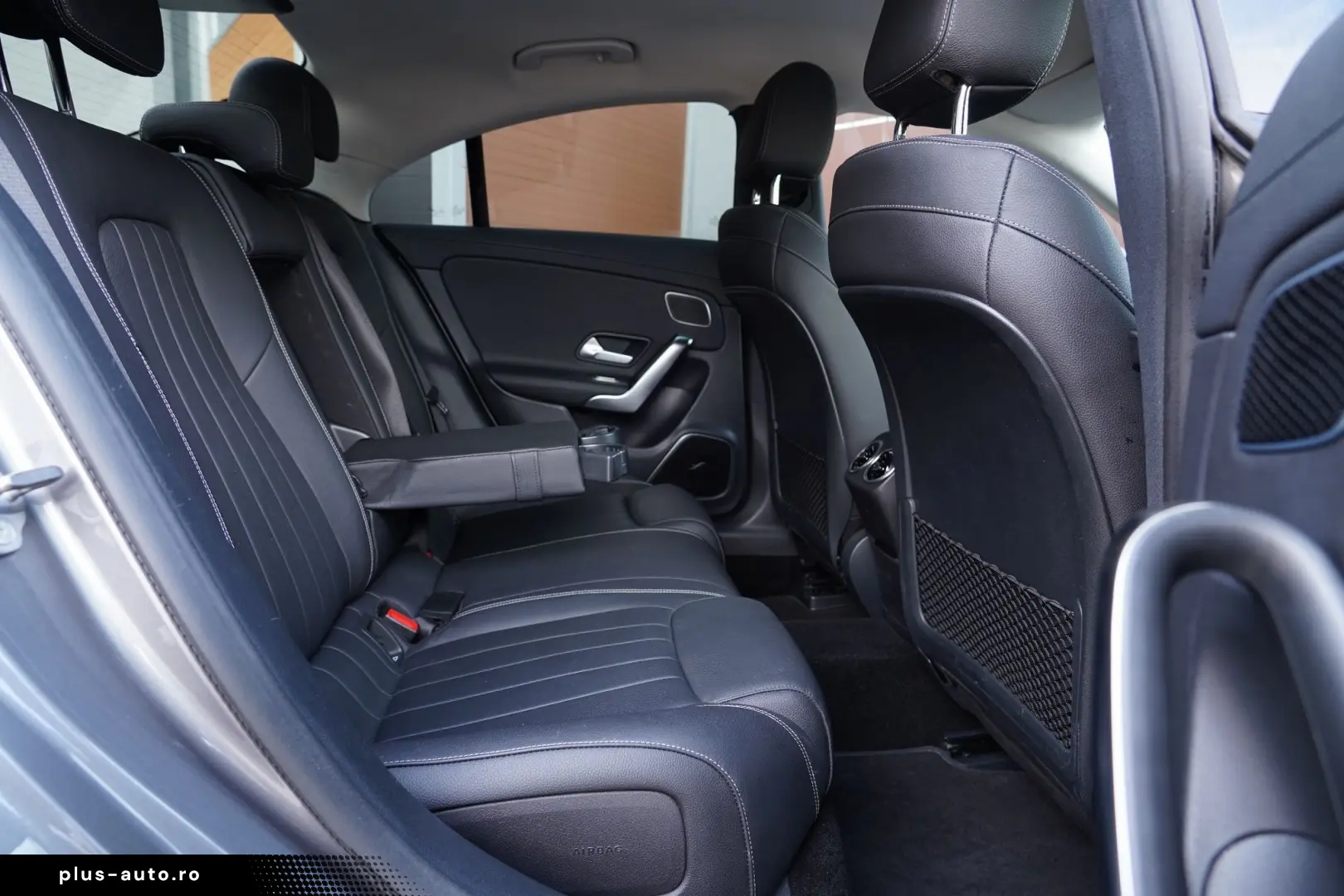 Mercedes-Benz Cla-180