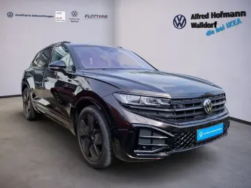 VW Touareg 3.0 TDI R-Line 4MOTION AHK NAVI LEDER