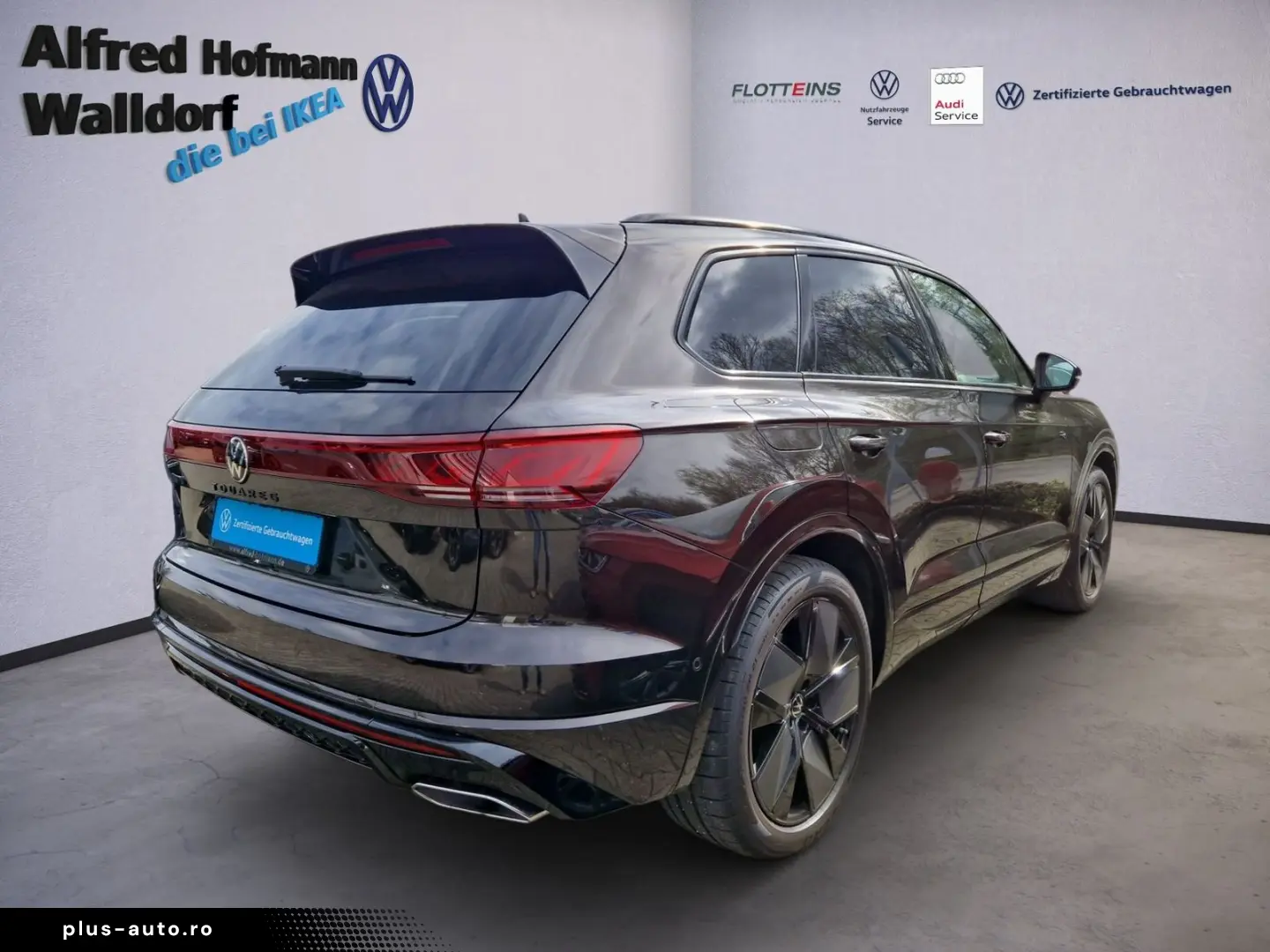 VW Touareg 3.0 TDI R-Line 4MOTION AHK NAVI LEDER
