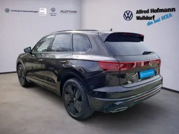 VW Touareg 3.0 TDI R-Line 4MOTION AHK NAVI LEDER