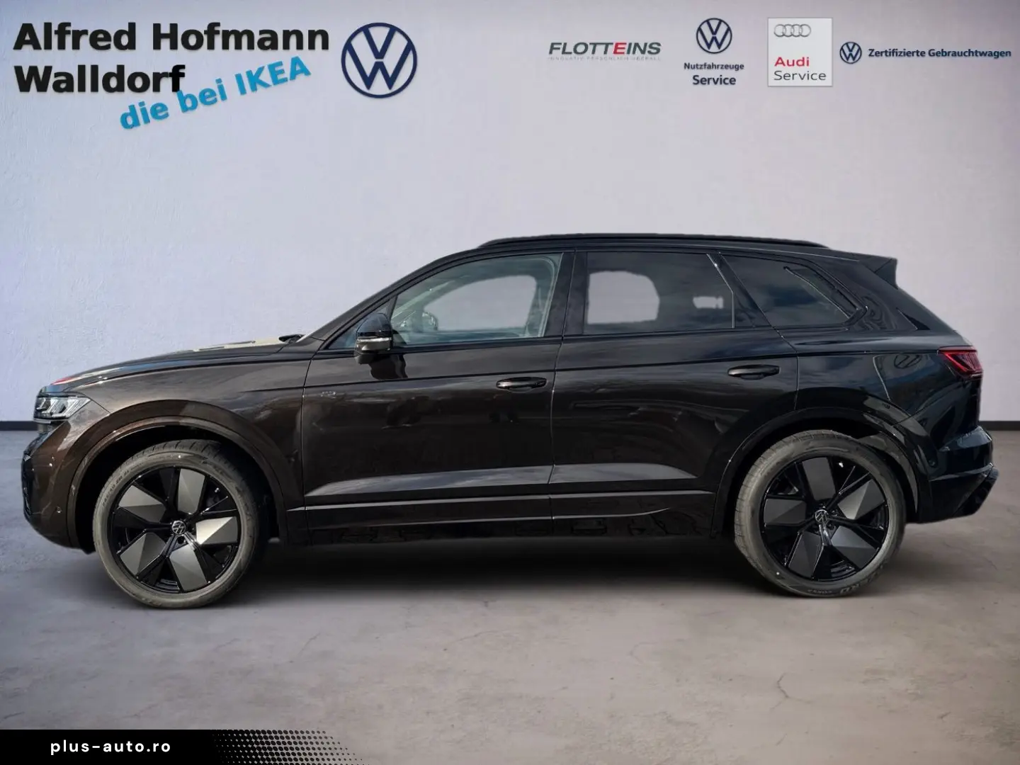 VW Touareg 3.0 TDI R-Line 4MOTION AHK NAVI LEDER