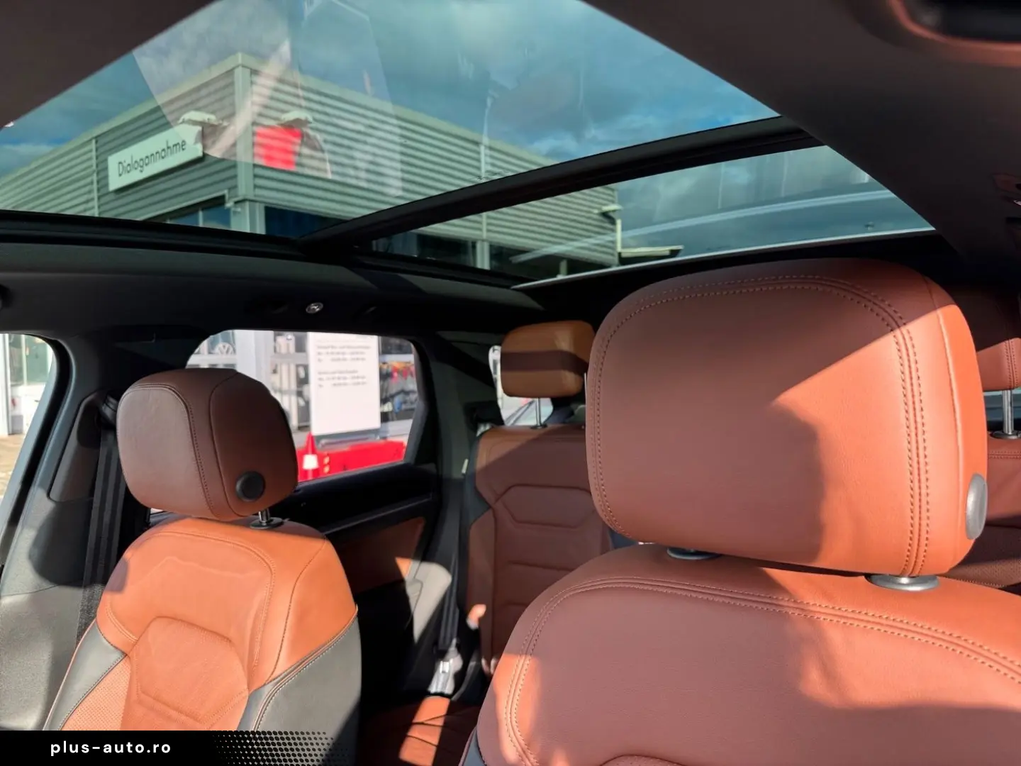 VW Touareg 3.0 TDI R-Line 4MOTION AHK NAVI LEDER