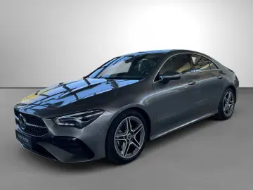 MERCEDES-BENZ CLA 180 AMG Ambiente CarPlay LED Kamera Winter