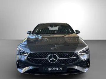 MERCEDES-BENZ CLA 180 AMG Ambiente CarPlay LED Kamera Winter