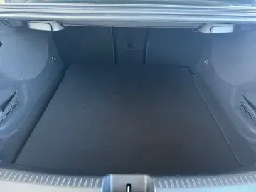 MERCEDES-BENZ CLA 180 AMG Ambiente CarPlay LED Kamera Winter