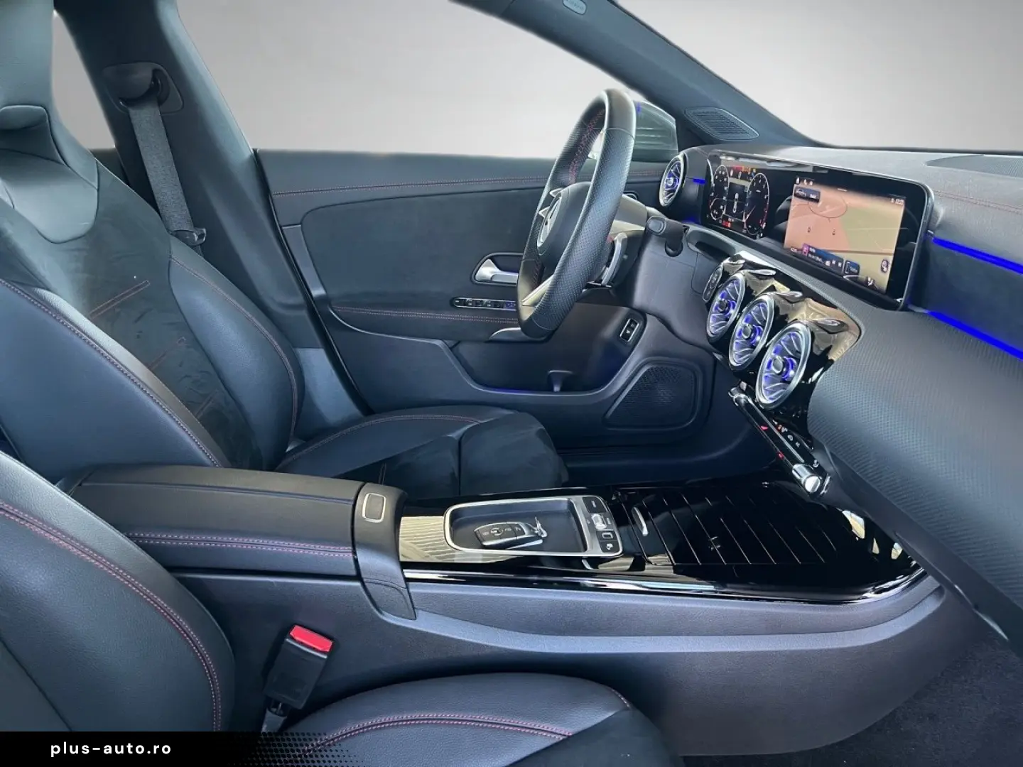 MERCEDES-BENZ CLA 180 AMG Ambiente CarPlay LED Kamera Winter