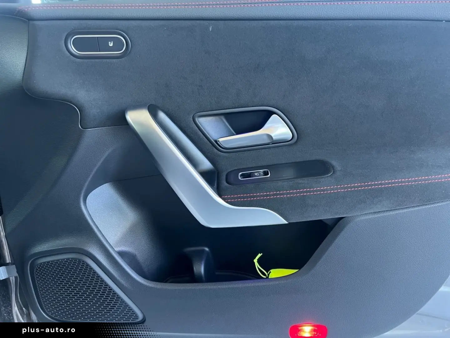 MERCEDES-BENZ CLA 180 AMG Ambiente CarPlay LED Kamera Winter