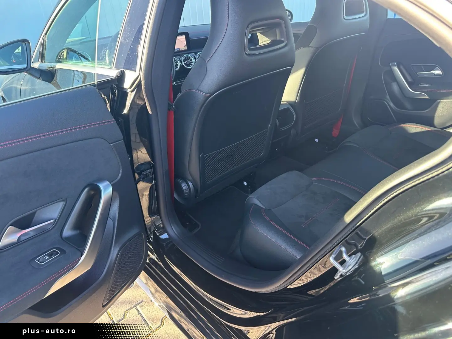 MERCEDES-BENZ CLA35 AMG 4MATIC DCT 48V KEYLESS KAm FACELIFT