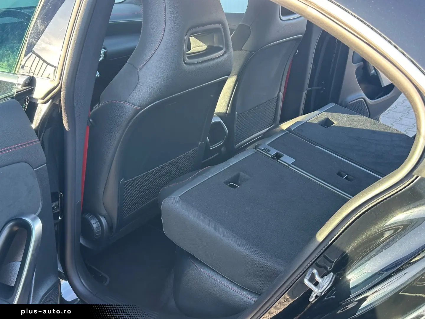 MERCEDES-BENZ CLA35 AMG 4MATIC DCT 48V KEYLESS KAm FACELIFT