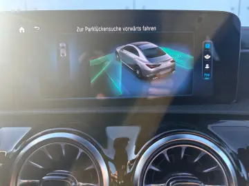 MERCEDES-BENZ CLA35 AMG 4MATIC DCT 48V KEYLESS KAm FACELIFT