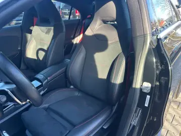 MERCEDES-BENZ CLA35 AMG 4MATIC DCT 48V KEYLESS KAm FACELIFT