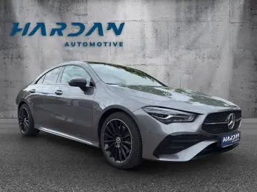 MERCEDES-BENZ CLA 200 AMG-Line  Pano  Ambiente  360