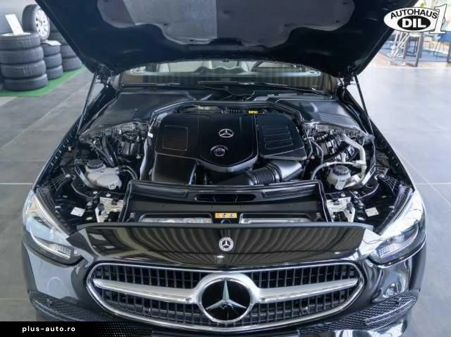 MERCEDES-BENZ C 200 4Matic  AMG-RÄDER DISTR