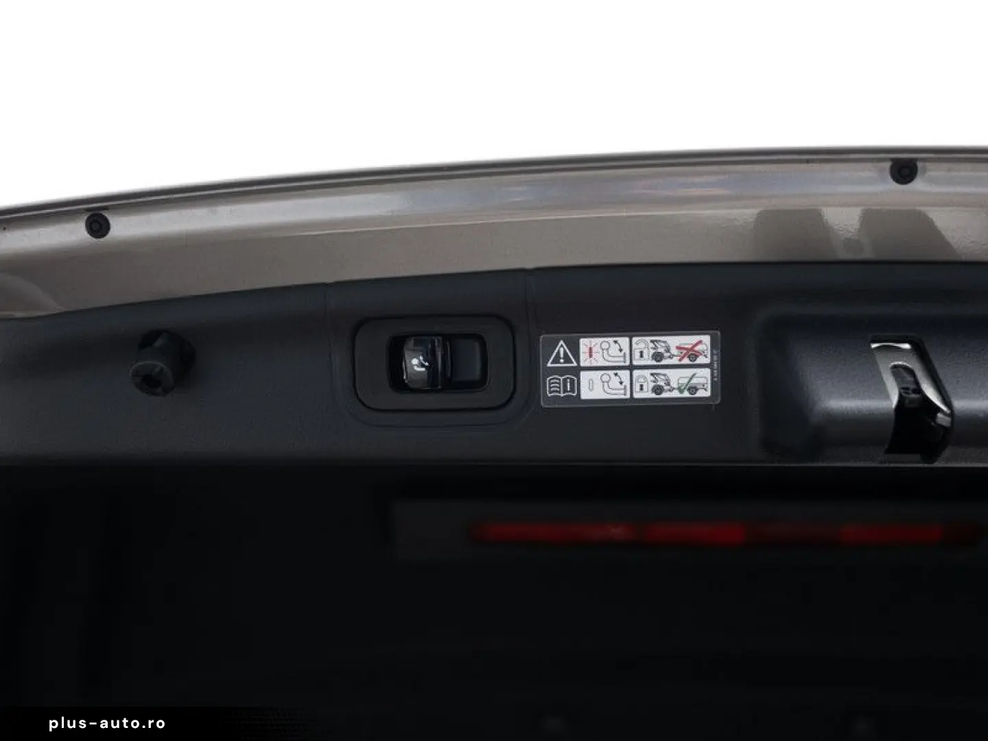 MERCEDES-BENZ C 220d 4M DIGITAL 360 Pano HUD Night