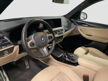 BMW X3 xDrive30e M Sport Head-Up