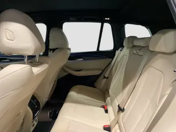 BMW X3 xDrive30e M Sport Head-Up