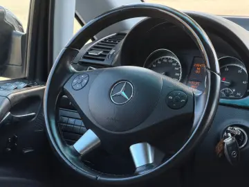 Mercedes-Benz Viano