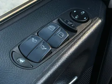 Mercedes-Benz Viano