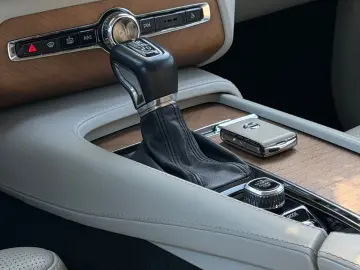 Volvo Xc-90
