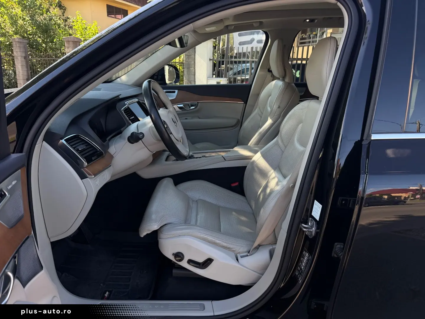 Volvo Xc-90