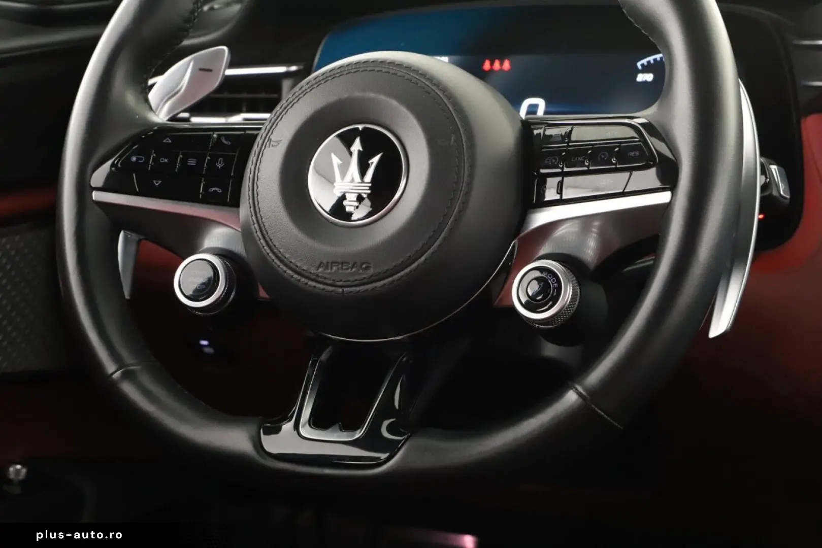 MASERATI Grecale