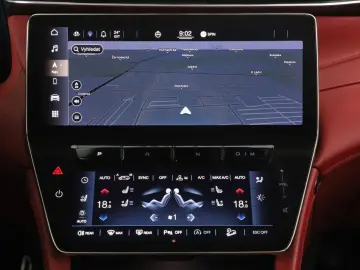 MASERATI Grecale