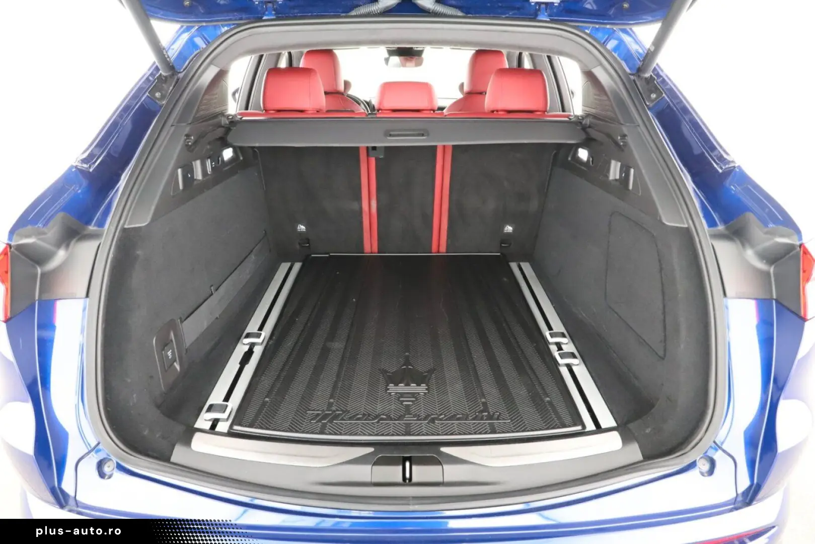 MASERATI Grecale
